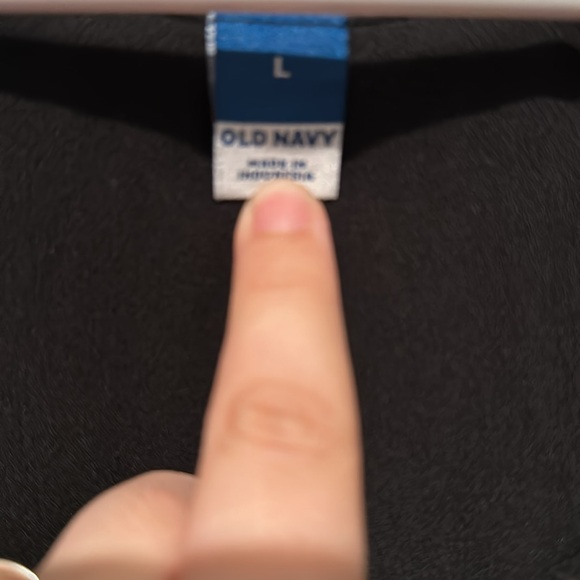 Old Navy Black Ruffle Short Sleeve VNeck Size Large NWT - Picture 8 of 10